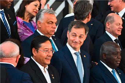 Macht sich nicht viele Freunde: Ungarns Premierminister Viktor Orban (Mitte oben) auf dem EU-Lateinamerika-Gipfel Mitte Juli in Brüssel
