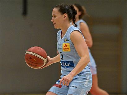 Magaly Meynadier verlässt die Saarlouis Royals Basketballmannschaft nach Spielende
