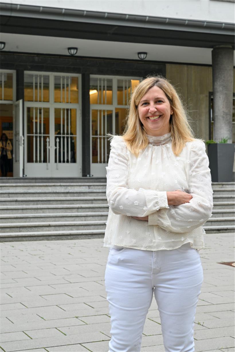 Maisy Gorza (43) leitet das INLL seit 2020. Von 2009 bis 2018 war sie dort als Französischlehrerin tätig, 2018 wurde sie beigeordnete Direktorin.
