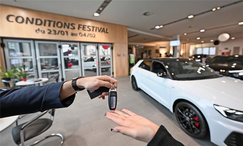 Manche Kunden schlagen gleich während des Autofestivals zu
