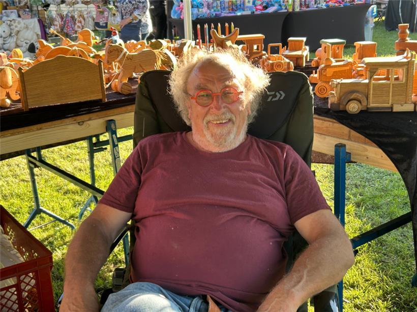 Marc Fetler an seinem Stand. Er ist einer der rund 100 Aussteller.
