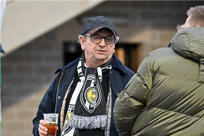 Marc Theisen ist auf der Suche nach frischem Blut
