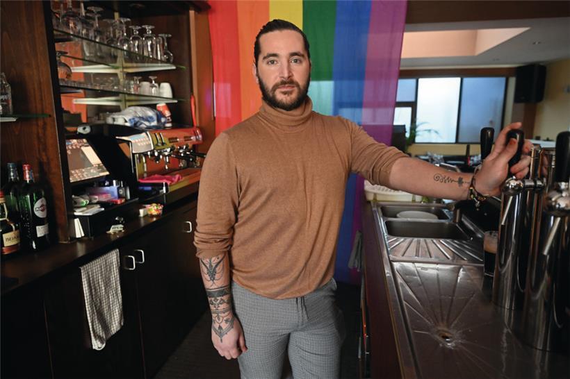 Marc, einer der zwei Betreiber der DaMa-Bar, hofft trotz allem noch auf grünes Licht von der Stadt
