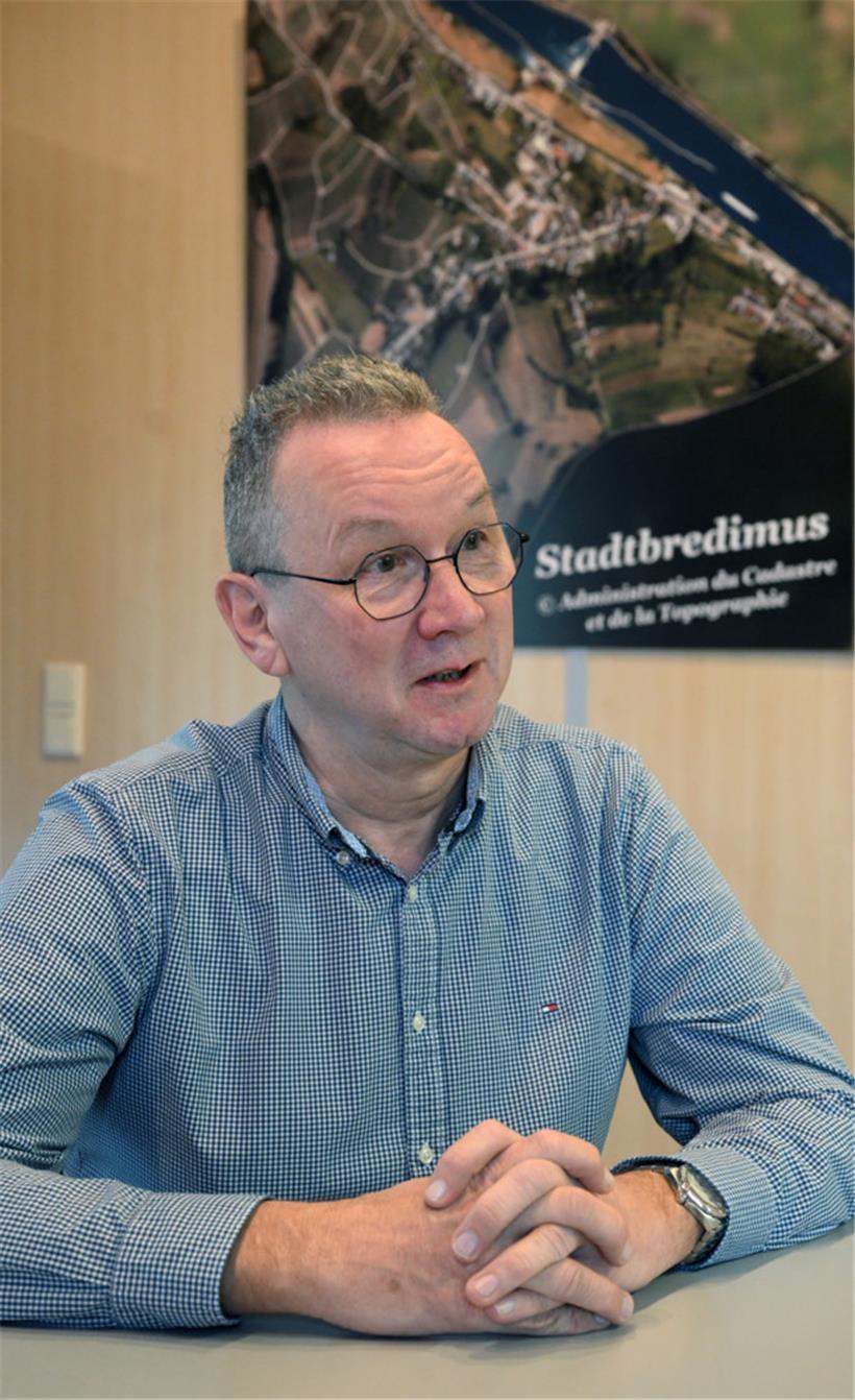 Marco Albert (parteilos), scheidender Bürgermeister von Stadtbredimus 
