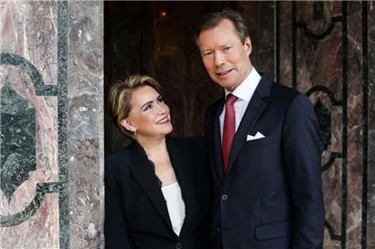 Maria Teresa von Luxemburg mit ihrem Ehemann, Großherzog Henri
