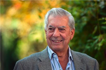 Mario Vargas Llosa im Oktober 2014 

