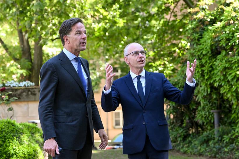 Mark Rutte und Luc Frieden: Luxemburgs Premier scheint nicht aus den Fehlern des Niederländers zu lernen
