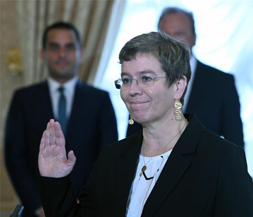 Martine Deprez, Gesundheits- und Sozialministerin
