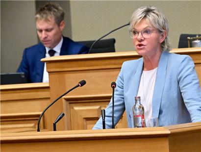 Martine Hansen (CSV) kritisierte besonders das Ausbleiben der versprochenen Steuerreform 
