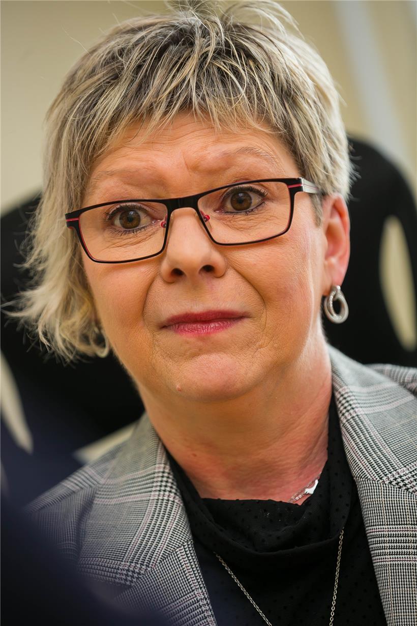 Maryline Sautrez (53) hat dank der „Initiativ Rëm Schaffen“ wieder einen unbefri...