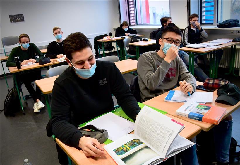 Masken tragen in der Schule: Daran haben sich mittlerweile die meisten Schüler gewöhnt

