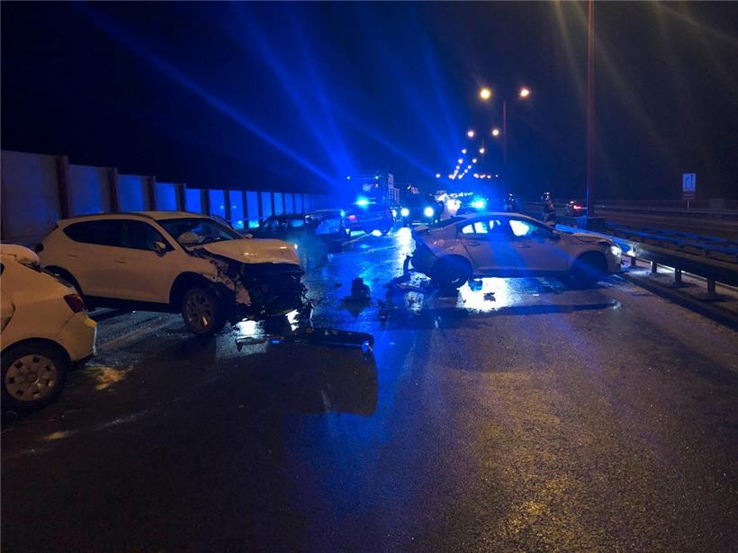 Massenkarambolage auf der A7: Bei schieren kollidierten im Dezember 2019 sechs Fahrzeuge miteinander
