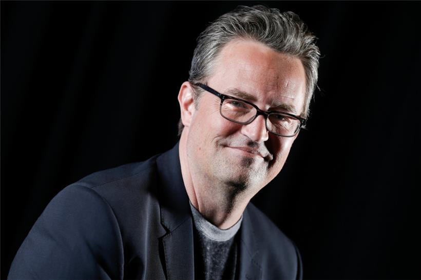 Matthew Perry posiert für ein Porträt
