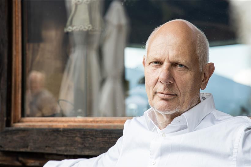 Matthias Horx ist Zukunftsforscher. Er vertritt die Meinung, dass die Welt nach Corona anders aussieht, als wir sie kennen. 
