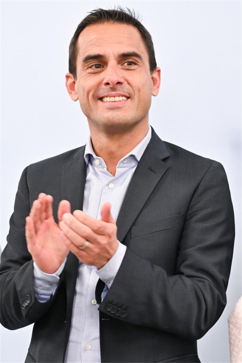 Max Hahn, Minister für Familie und Aufnahme
