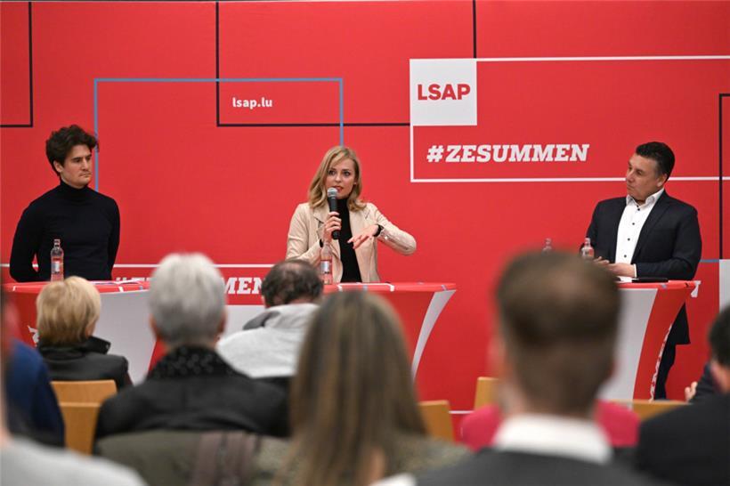 Max Leners, Taina Bofferding und Jérôme Laurent beim Rundtischgespräch zum Thema Wohnungsbau
