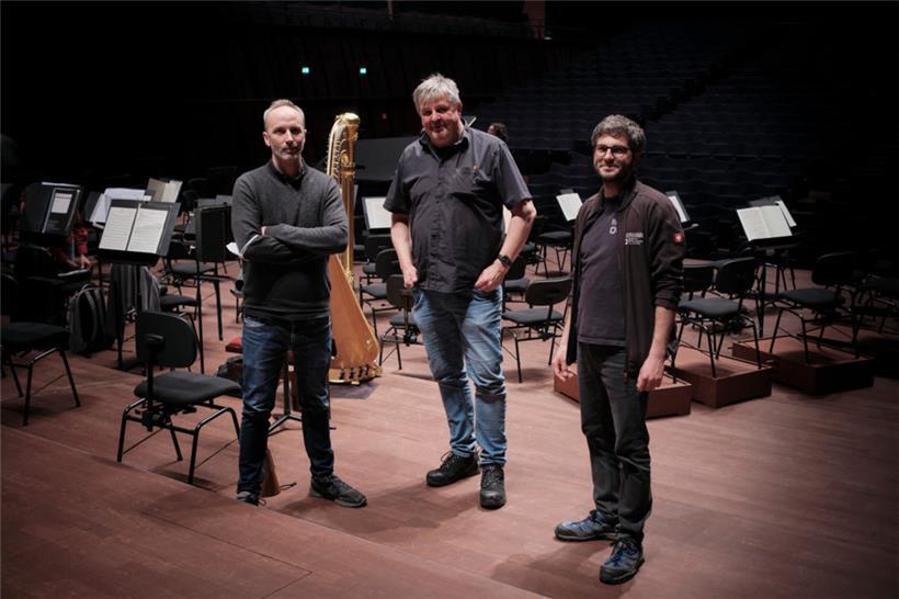 Max May, Klaus Künne und Christopher Alderton (v.l.n.r.) arbeiten als Stage Managers Orchestra beim Orchestre philharmonique du Luxembourg
