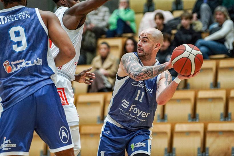 Max Schmit und die Kordall Steelers feiern sensationellen Sieg am Mittwoch im spannenden Football-Spiel