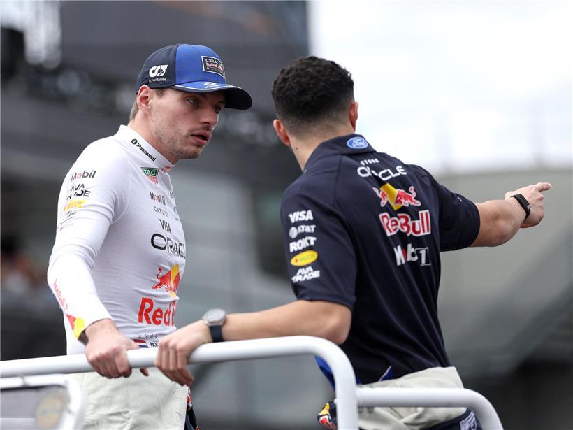 Max Verstappen enttäuscht am Steuer seines Formel-1-Rennwagens ohne Fahrspaß aktuell bei Rennen