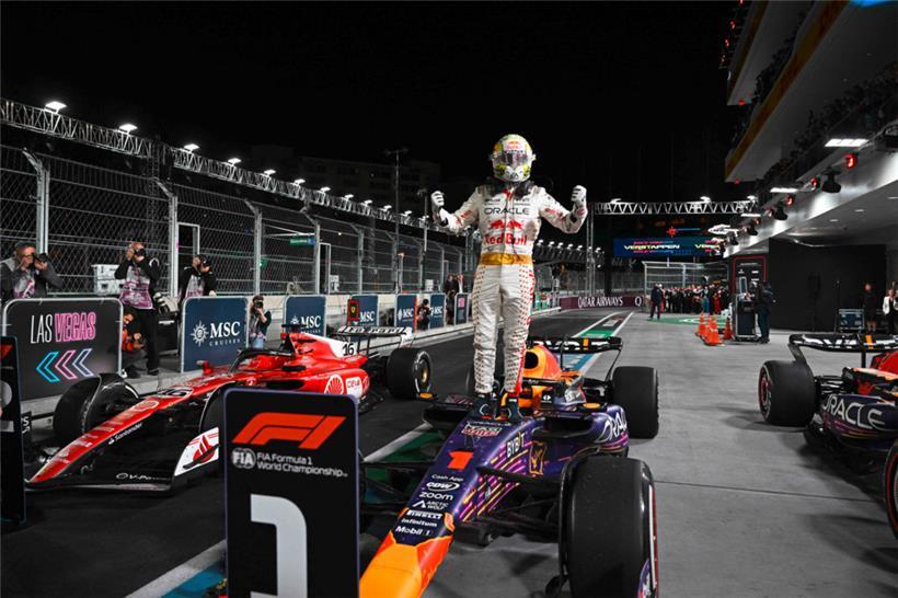 Max Verstappen jubelte in Las Vegas über seinen nächsten Saisonsieg
