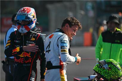 Max Verstappen (links) peilt weiterhin den WM-Titel an
