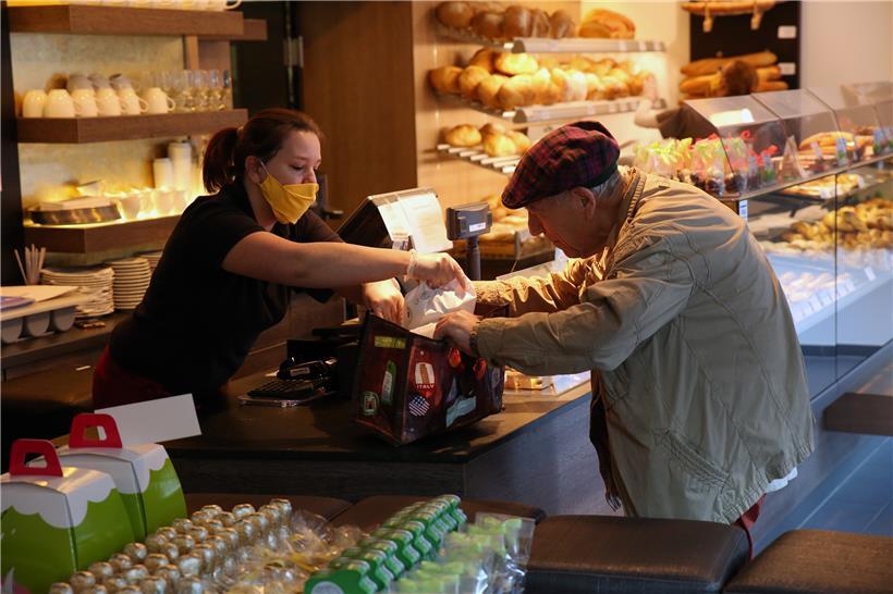 Mehr als 100 Kunden begeben sich täglich zur Bäckerei im Stadtzentrum
