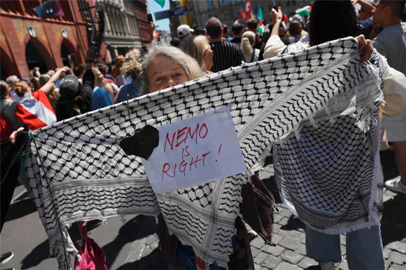 Mehrere hundert Menschen haben im Stadtzentrum demonstriert
