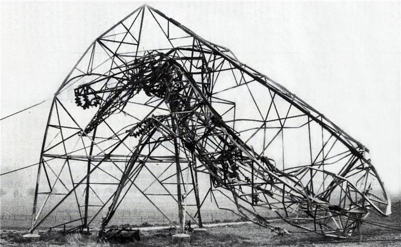 Mehrmals verübten die „Bommeleeër“ in den Jahren 1984 bis 1986 Attentate auf Strommaste. Bis heute sind sie nicht aufgeklärt, genauso wenig wie die Sprengfalle in Blascheid oder die Anschläge auf das Gaswerk in Hollerich, auf das Schwimmbad auf Kirchberg oder auf den Justizpalast. 
