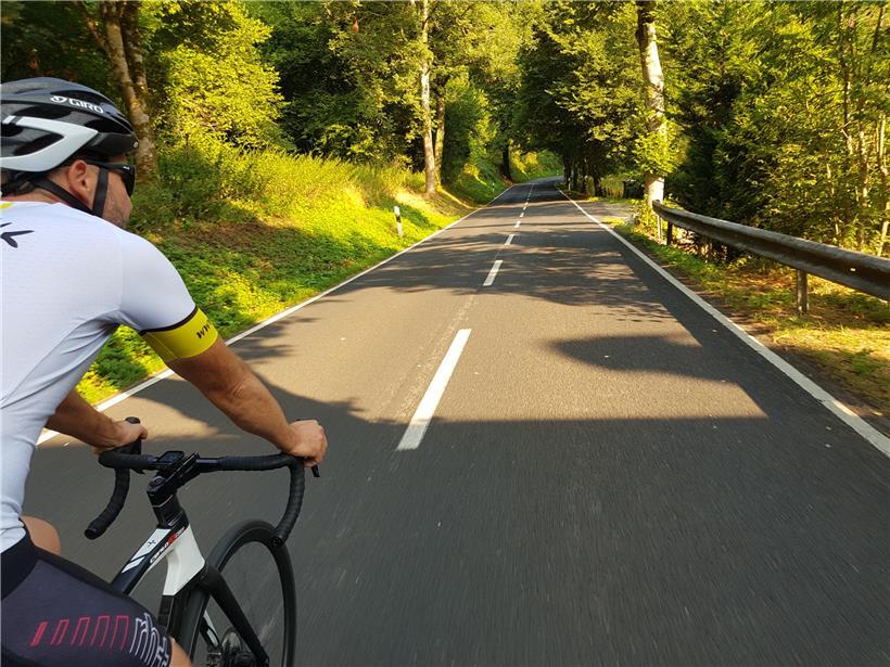 Meistens schattig und vor allem ohne Autoverkehr: die Straße durch das Mamertal
