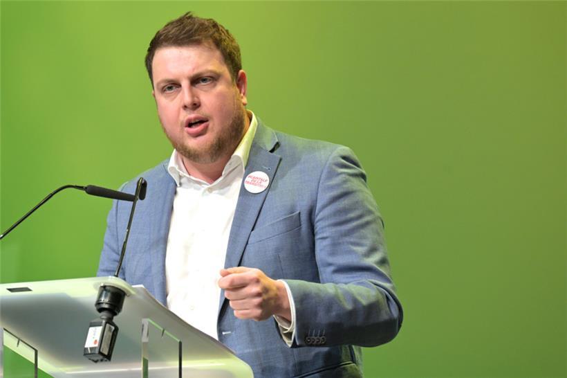 Meris Sehovic, Escher Schöffe von „déi gréng“
