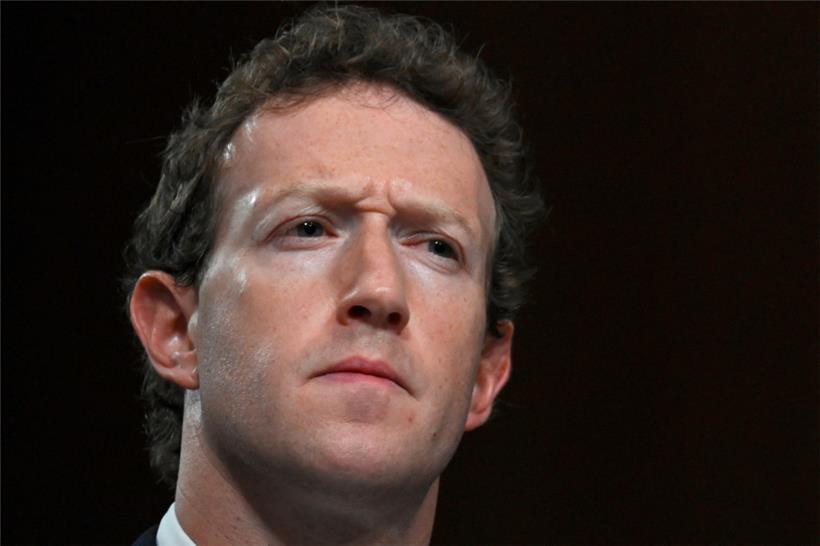 Meta-Chef Mark Zuckerberg versucht, mit falschen Behauptungen seine demokratieschädlichen Entscheidungen zu verteidigen

