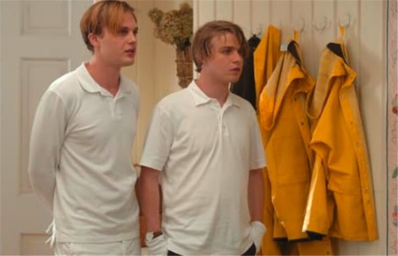 Michael Pitt (l.) und Brady Corbet (r.) in „Funny Games US“
