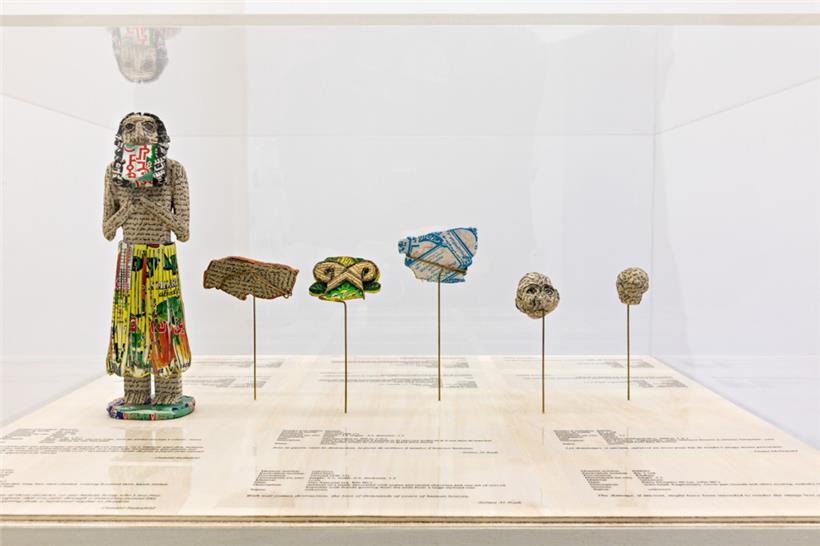 Michael Rakowitz, „The invisible enemy should not exist“ (détail), 2020. Courtesy Galerie Barbara Wien, Berlin.
