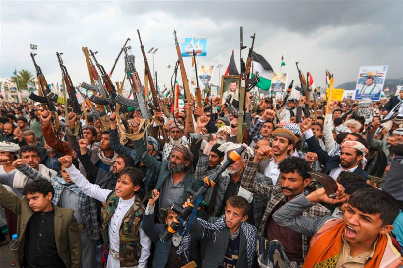 Milizionäre der Huthi demonstrieren nach der Ermordung von Hamas-Chef Ismail Hanija
