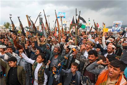 Milizionäre der Huthi demonstrieren nach der Ermordung von Hamas-Chef Ismail Hanija
