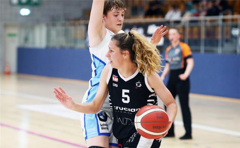 Mit 15 Punkten war Mandy Geniets (in Schwarz) eine der entscheidenden Spielerinnen im zweiten Finale
