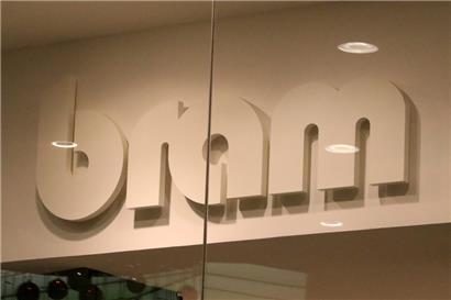 Mit 23 Jahren machte sich Jean Bram selbstständig und gründete seine erste Firma
