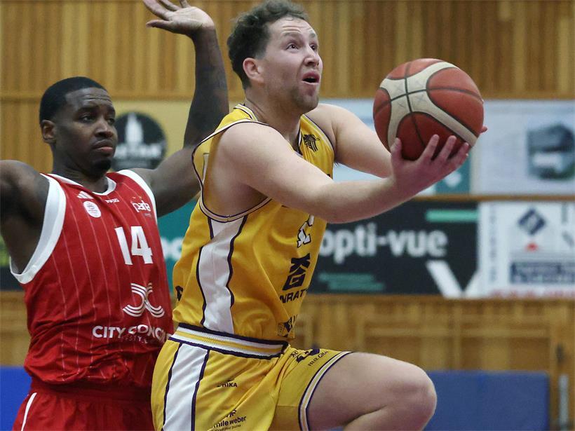 Sieg gegen den Favoriten: Steinsel zeigt sein wahres Gesicht Mit 30 Punkten Topscorer bei der Amicale: Profispieler Trey Phipps