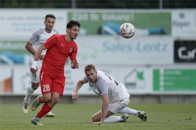 Mit Blick auf das nächste Tor: Jorginho (in Rot)
