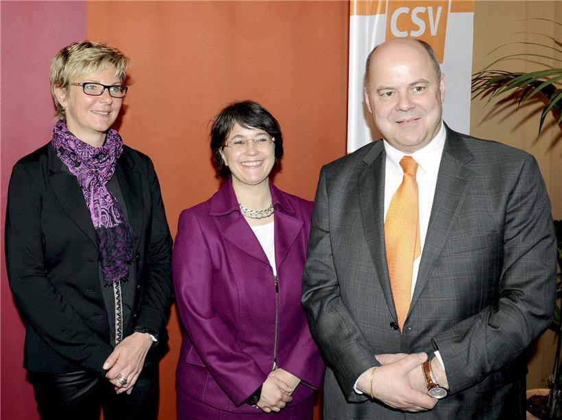 Octavie Modert und Marc Spautz im April 2013 nach Ernennung durch Jean-Claude Juncker als politische Quereinsteigerin.