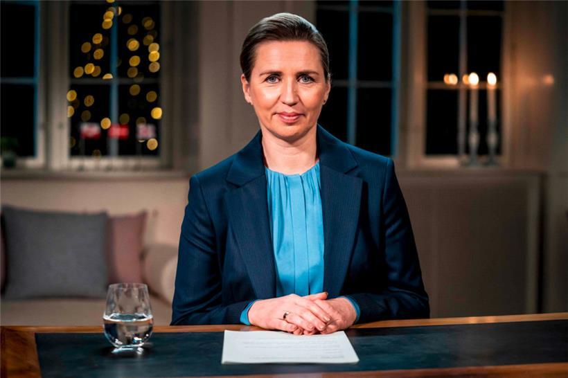 Mit Premierministerin Mette Frederiksen sind Dänemarks Sozialdemokraten in der Sozialpolitik weit nach links und in der Ausländerpolitik weit nach rechts gerückt
