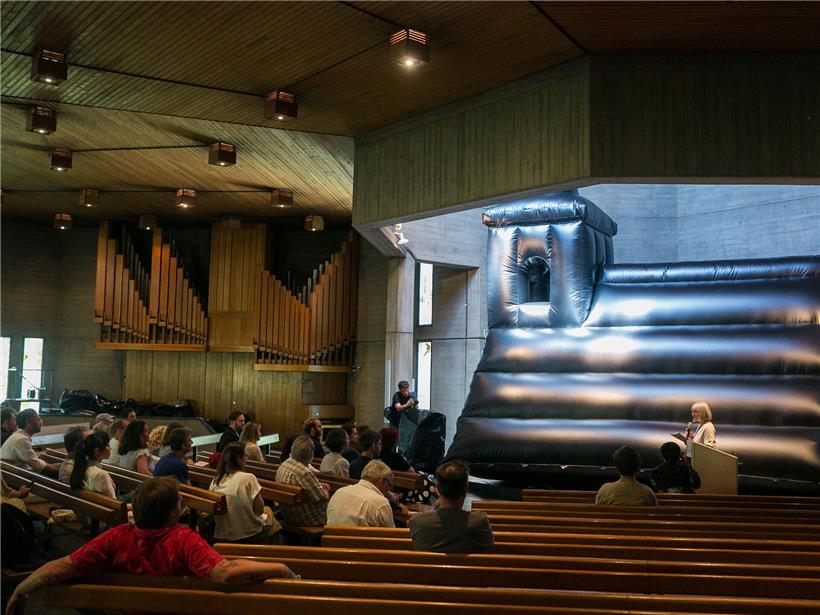 Kirche mit Sondergenehmigung im Kulturjahr 2022 kurz genutzt, historisches Gebäude, kulturelle Veranstaltung