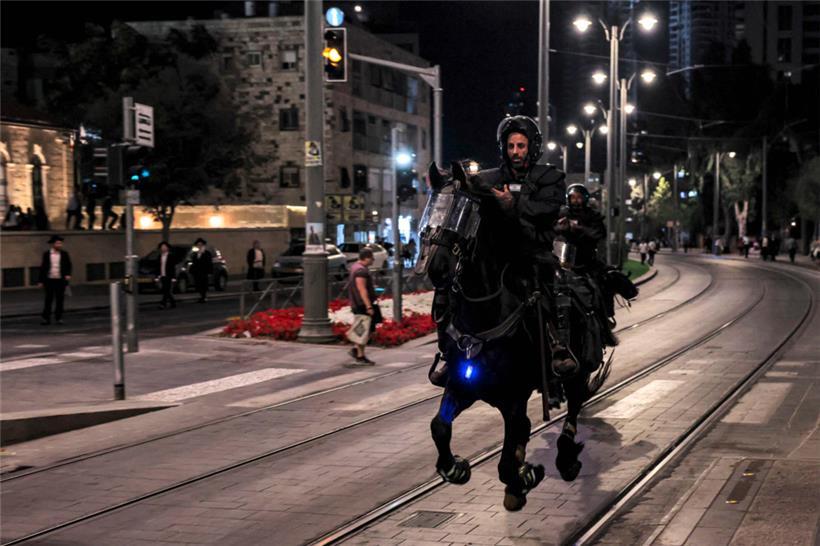 Mit berittenen Polizisten gegen orthodoxe Protestler: Israel kämpft auch mit den innenpolitischen Folgen seiner Gaza-Offensive
