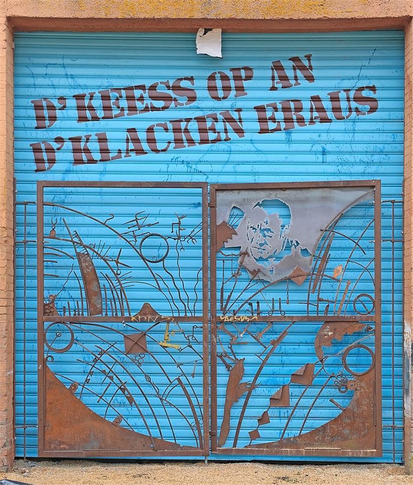 Mit dem Satz „D’Keess op an d’Klacken eraus“ aus Andy Bauschs Film „Troublemaker“ (1988) genießt Thierry Kultstatus
