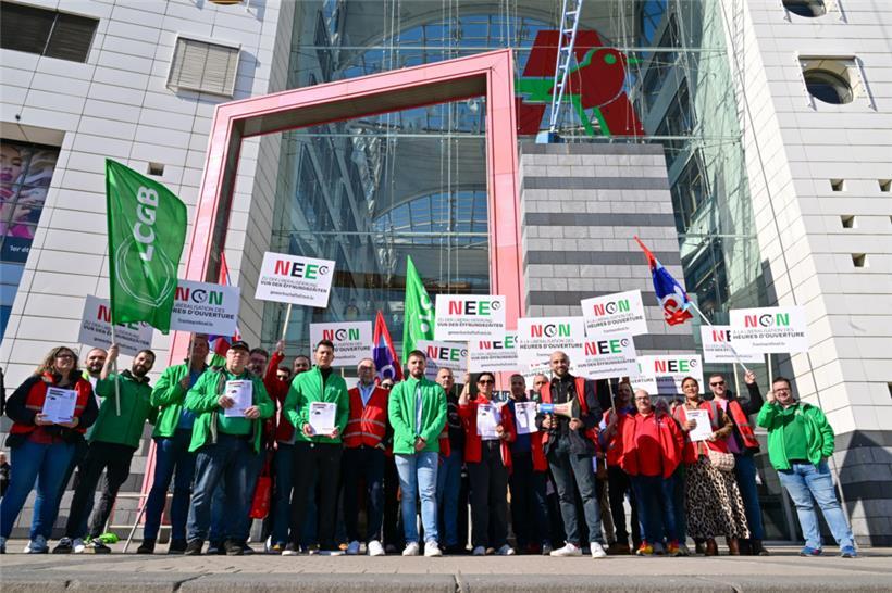 Mit der Kampagne „Nein zur Liberalisierung der Ladenöffnungszeiten“ unterstreichen die Gewerkschaften ihren Protest
