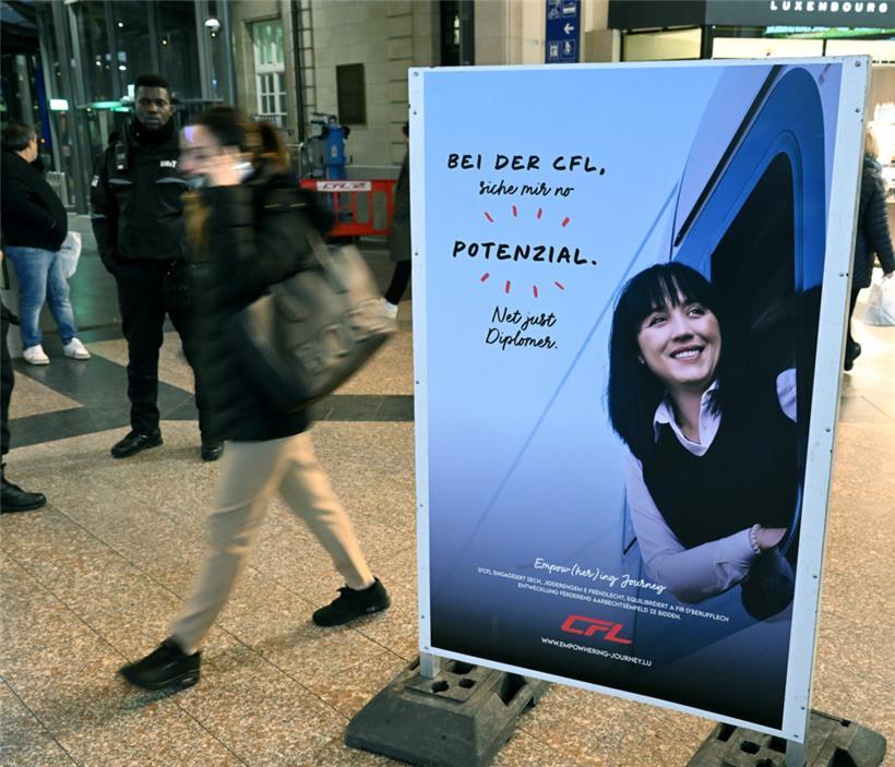 Mit diesem und anderen Plakaten dieser Art warb die CFL Ende 2024 um neue Arbeitskräfte
