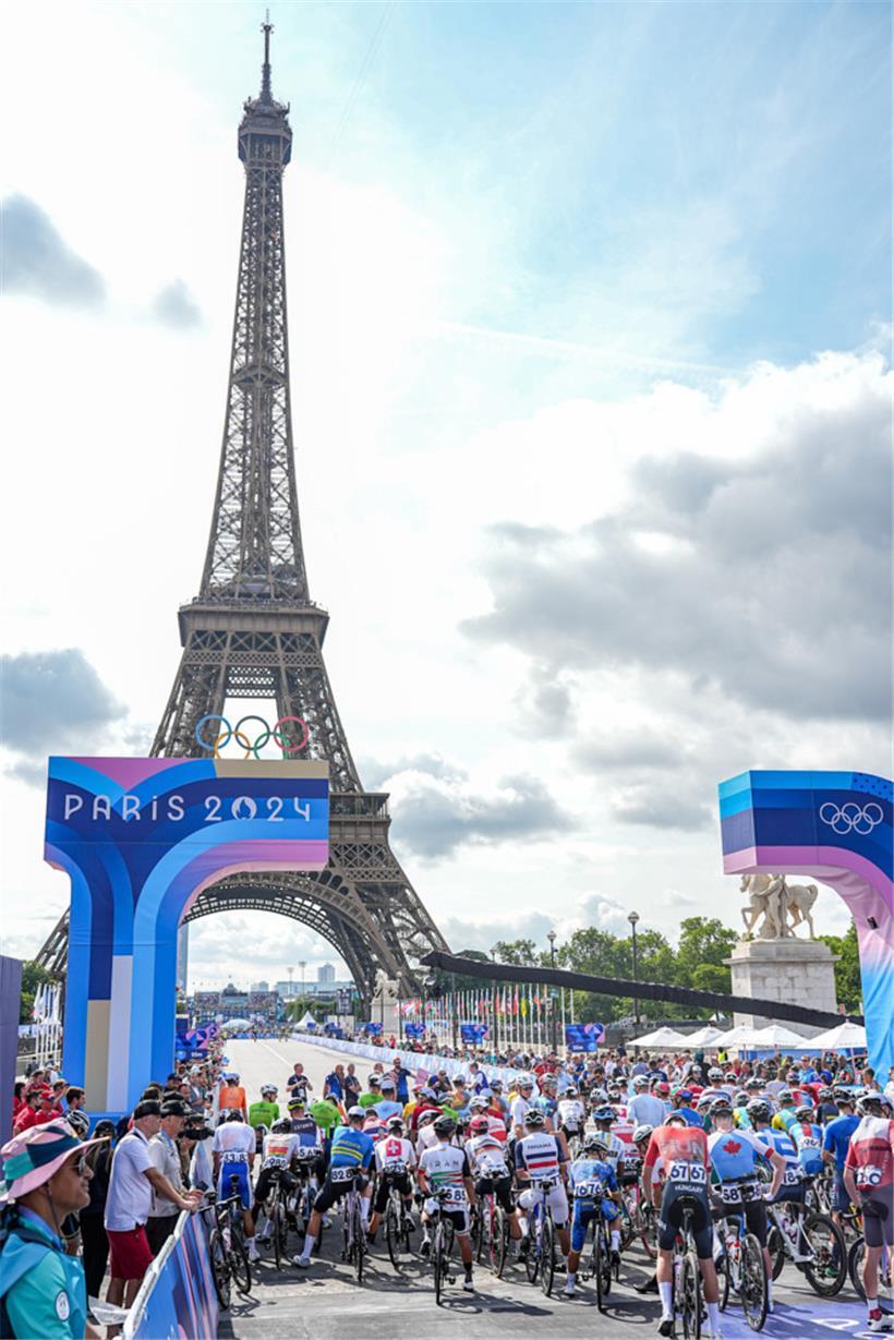 Mit dieser Aussicht wurden die 90 Fahrer auf die Strecke geschickt