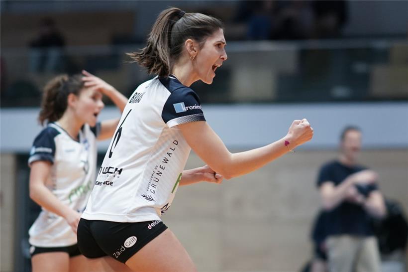 Mit einem 2:0 gegen Petingen sicherten sich Nathalie Braas und Walferdingen den Einzug ins Meisterschaftsfinale
