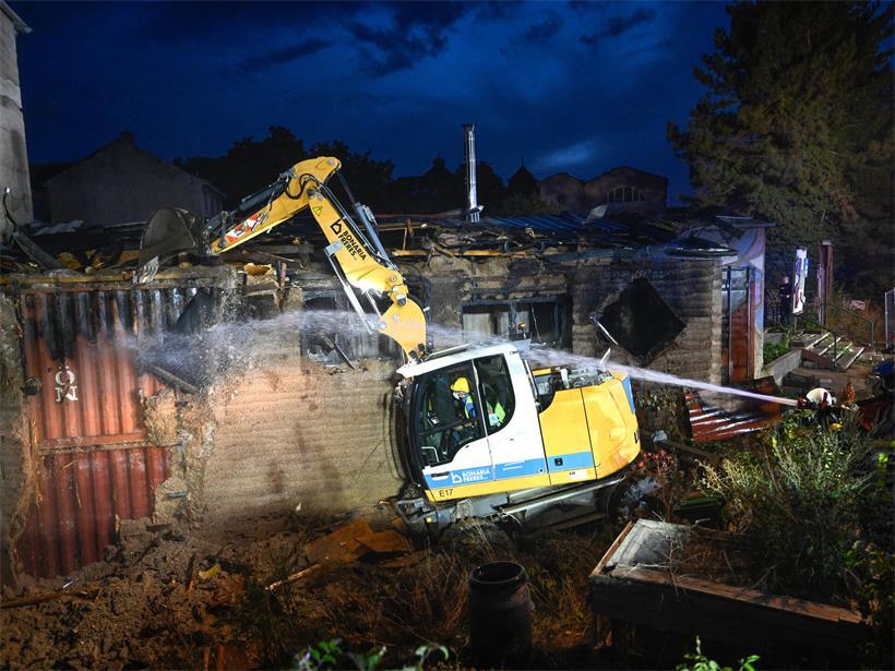 Großbrand im Escher „Benu Village“ – Feuer laut CGDIS unter Kontrolle