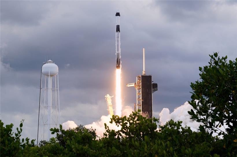 Mit einer Falcon-9-Rakete wurde Luxemburgs Beobachtungssatellit am Dienstagabend ins All befördert 
